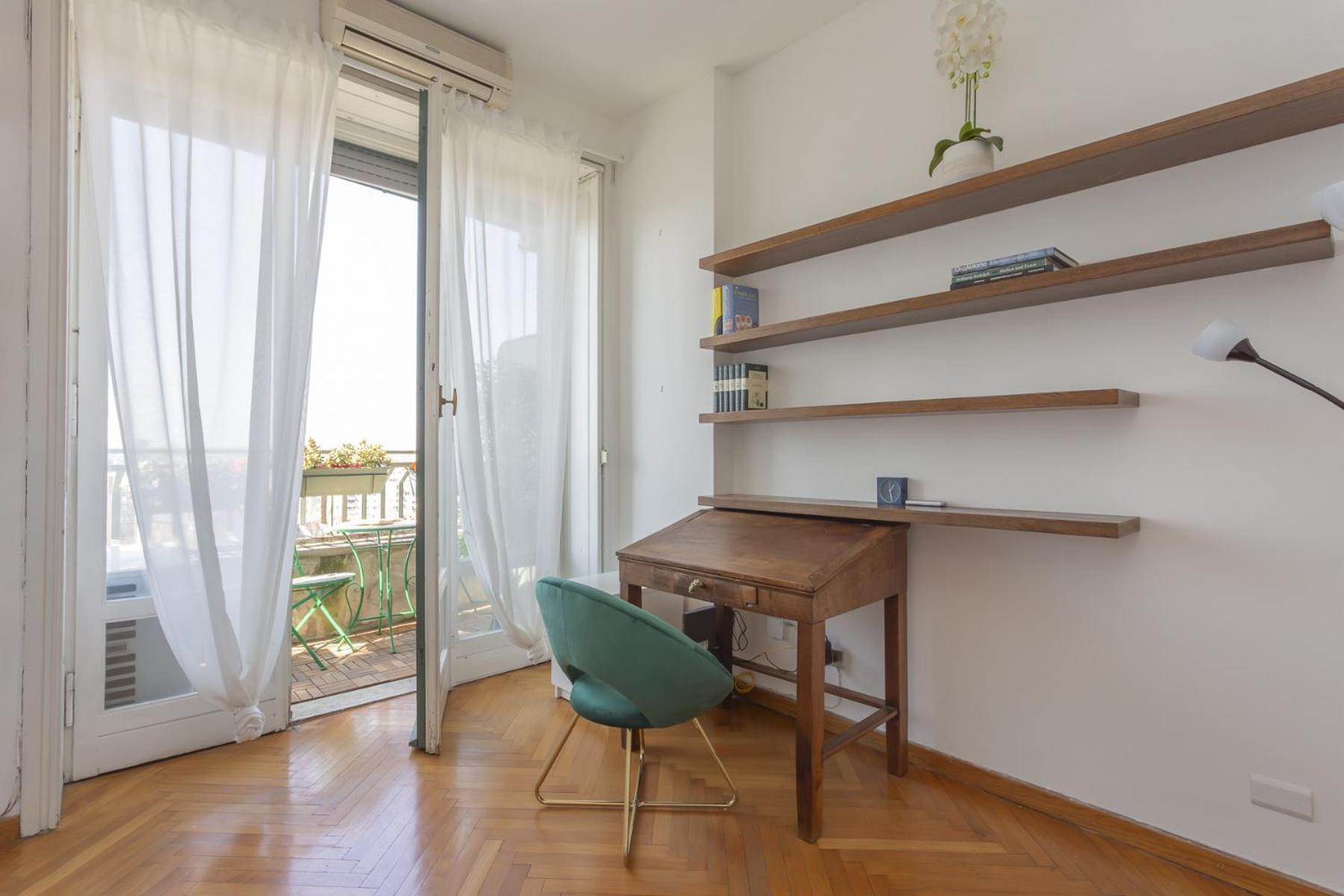 Skyline View Biancamano 1 Bdr With Balcony By Rentopolis Milan Bagian luar foto